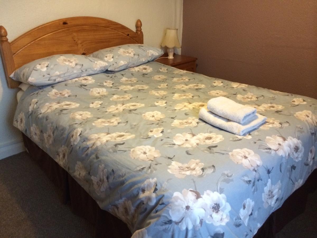 The Crown Hotel Horton in Ribblesdale Room photo